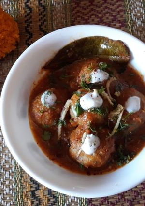 A picture of Kanchkolar Kofta Curry.