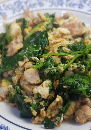 รูปของ ตำลึงผัดไข่ใส่หมูสับ