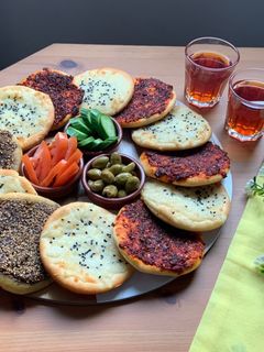 صورة لوصفة العجينه العجيبه للمناقيش