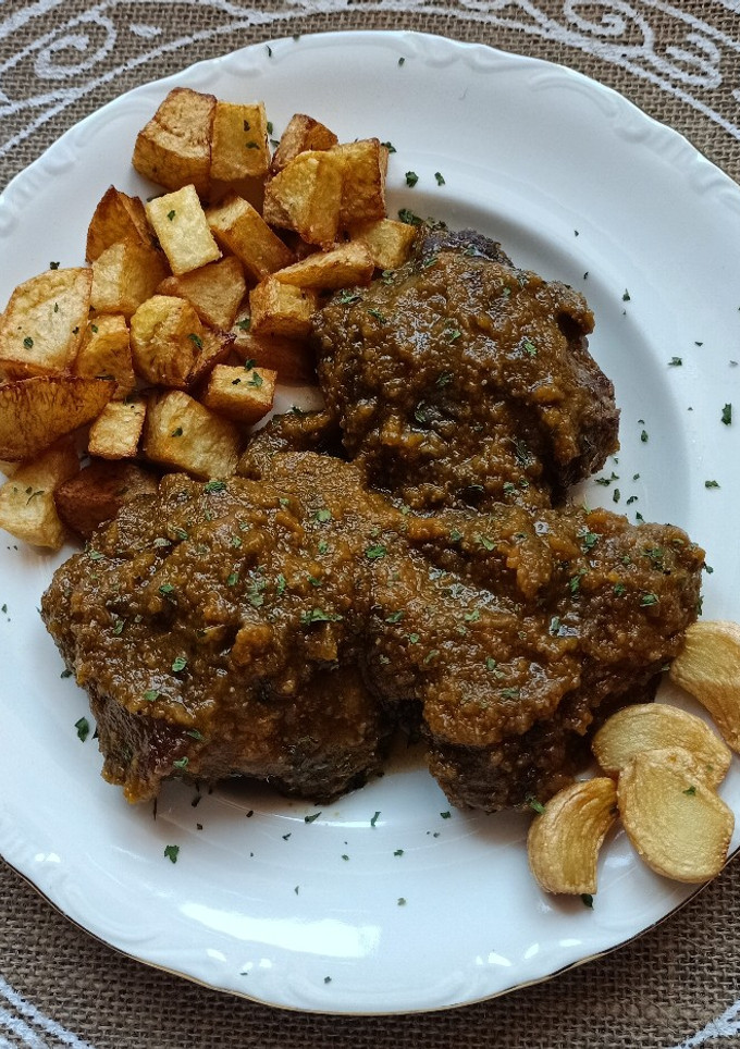 Una foto de Carrilladas de ternera con verdura