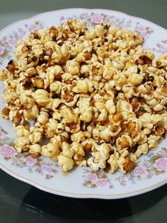 صورة لوصفة فشار بالكراميل 🍿