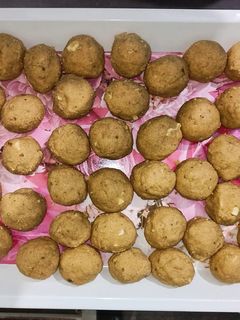 आटे के लड्डू (Aate k ladoo recipe in Hindi) रेसिपी मुख्य फोटो