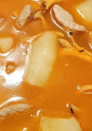 Una foto de Espalda de cordero guisada con camagrocs