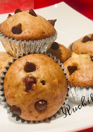 A picture of Banana cupcakes.