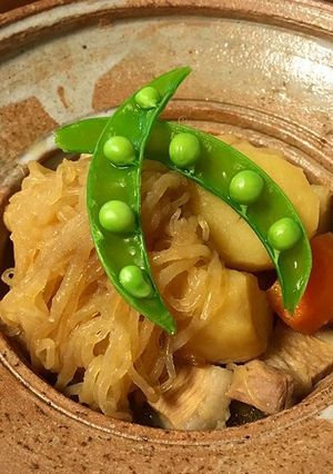 A picture of Japanese ”Nikujaga” the Potato and Pork Stew.