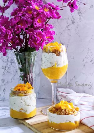 ম্যাংগো এন্ড মিউস্লি ডেজার্ট (Mango & Muesli Dessert recipe in Bengali) রেসিপির প্রধান ছবি