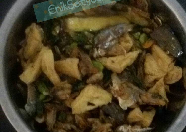 Tumis tahu,pindang tongkol,terong,pete(ungker-ungker)??