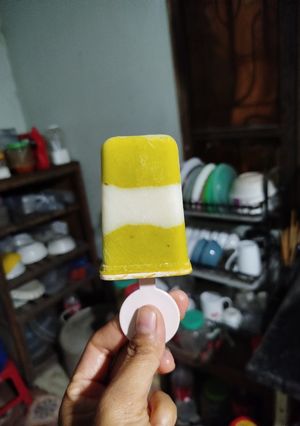 Hình của món Kem bơ cốt dừa.