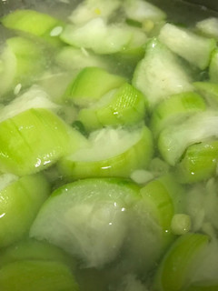 輕鬆做簡單吃-薑味絲瓜湯 的食譜成品照片
