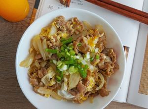 รูปของ 豚丼 ข้าวหน้าหมู เมนูอาหารญี่ปุ่นที่ทำบ่อยที่สุด