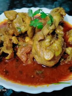 ग्रेवी चिकन (gravy chicken recipe in Hindi) रेसिपी मुख्य फोटो