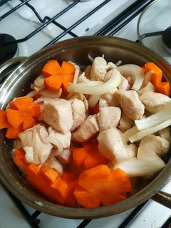 Una foto de Escabeche de pollo 🤤