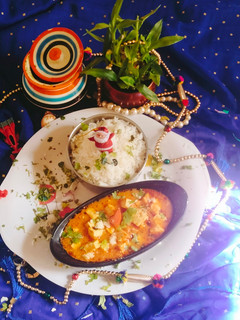 A picture of Dhaba style paneer masala curry.