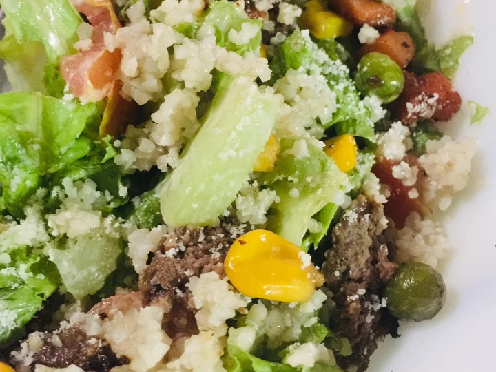 Easy Way Prepare Lamb Burger Bulgur Salad with Roasted Sesame Mayo Dressing the Can Spoil the Tongue Really delicious