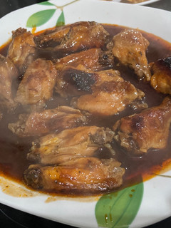 Una foto de Alitas a la salsa del San