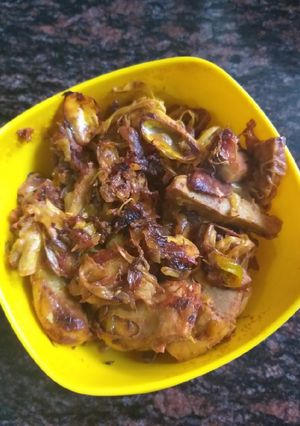 A picture of Kathal ki sabzi (jack fruit veg).