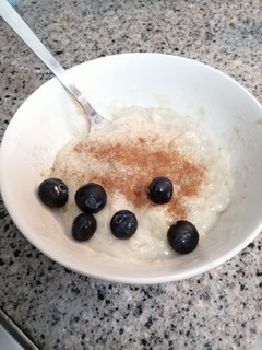 Una foto de Porridge de Avena con Pera o Manzana sin histamina / sin lactosa / sin gluten