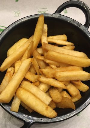 A picture of French fries.