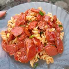 รูปของ Tumis sosis makaroni pedas