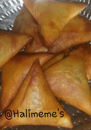 A picture of Samosa.