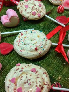 Una foto de Piruletas de merengue