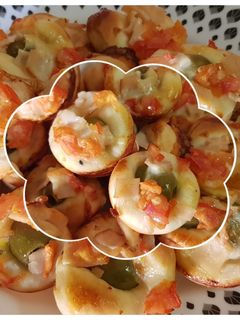 صورة لوصفة فطاير بالزيتون والجبن