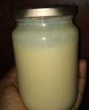 Homemade sweetened condensed milk