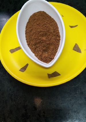 கரம் மசாலா தூள்😋(garam masala powder recipe in tamil) செய்முறை முக்கிய புகைப்படம்
