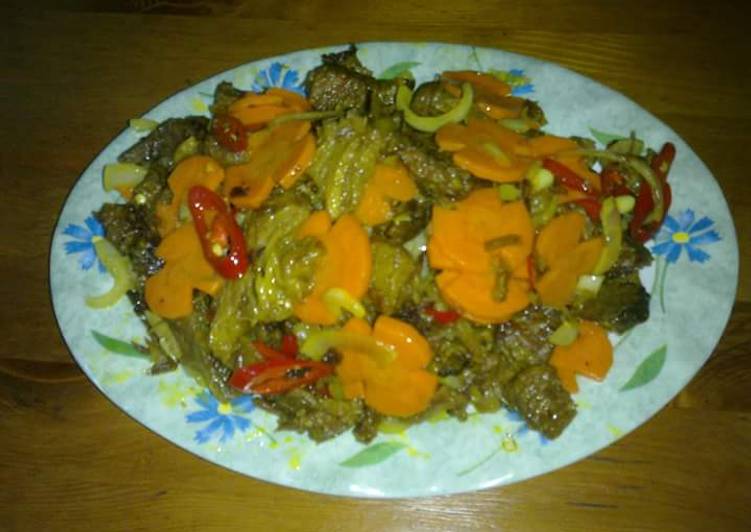 Daging goreng kunyit
