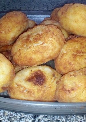 Una foto de Bombas de papa rellenos de carne