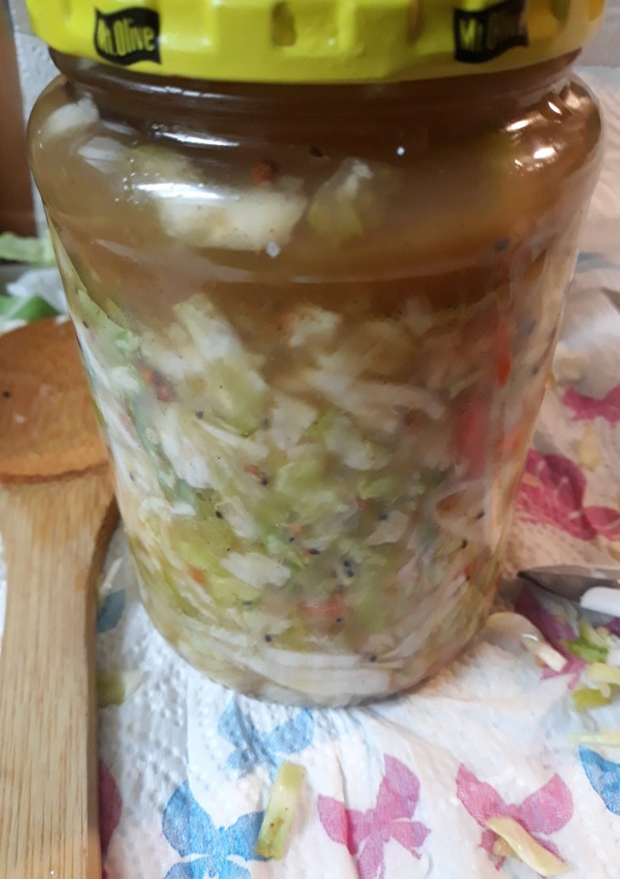 A picture of Fermented Kiwi Cabbage Chow Chow.
