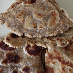 A picture of Black pepper paratha.