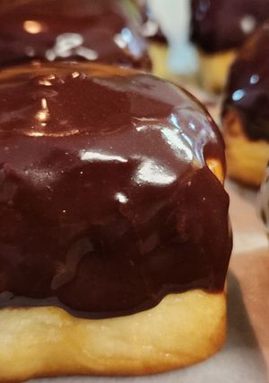 A picture of Boston Cream Pie Hawaiian Roll Donuts.