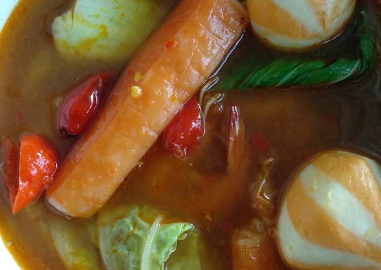 Langkah Mudah untuk mengolah Sup Tomyam yang Bisa Manjain Lidah