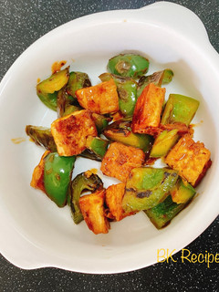 Singapore Style Tofu Capsicum Stir Fry செய்முறை முக்கிய புகைப்படம்