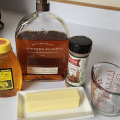 A picture of Hot Toddy.