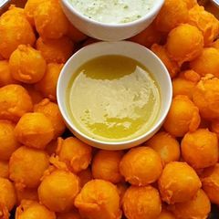 A picture of Kachori.