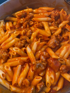 Una foto de Macarrones con longanizas