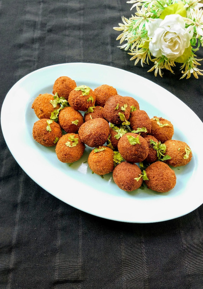 மீன் கோலா உருண்டை செய்முறை முக்கிய புகைப்படம்
