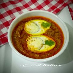 A picture of Kolhapuri Egg Masala.