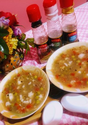 A picture of Vegetable soup.