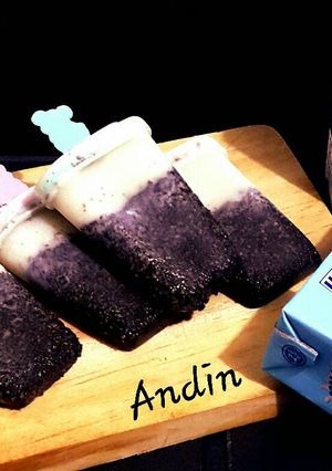 Foto resep Milk and Oreo Popsicle