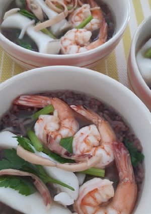 รูปของ "ข้าวต้มไรซ์เบอร์รี่ทะเล" Seafood Riceberry Porridge 🦐🦑🥣