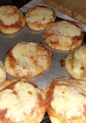 Una foto de Pizzetas caseras