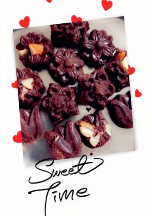 चॉकलेट (chocolate recipe in Hindi) रेसिपी मुख्य फोटो