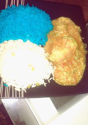 A picture of Blue & White Rice With chicken Soup..