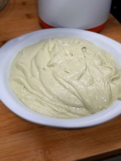 Una foto de Queso crema de aguacate