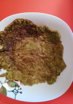 A picture of Moong daal chilla.