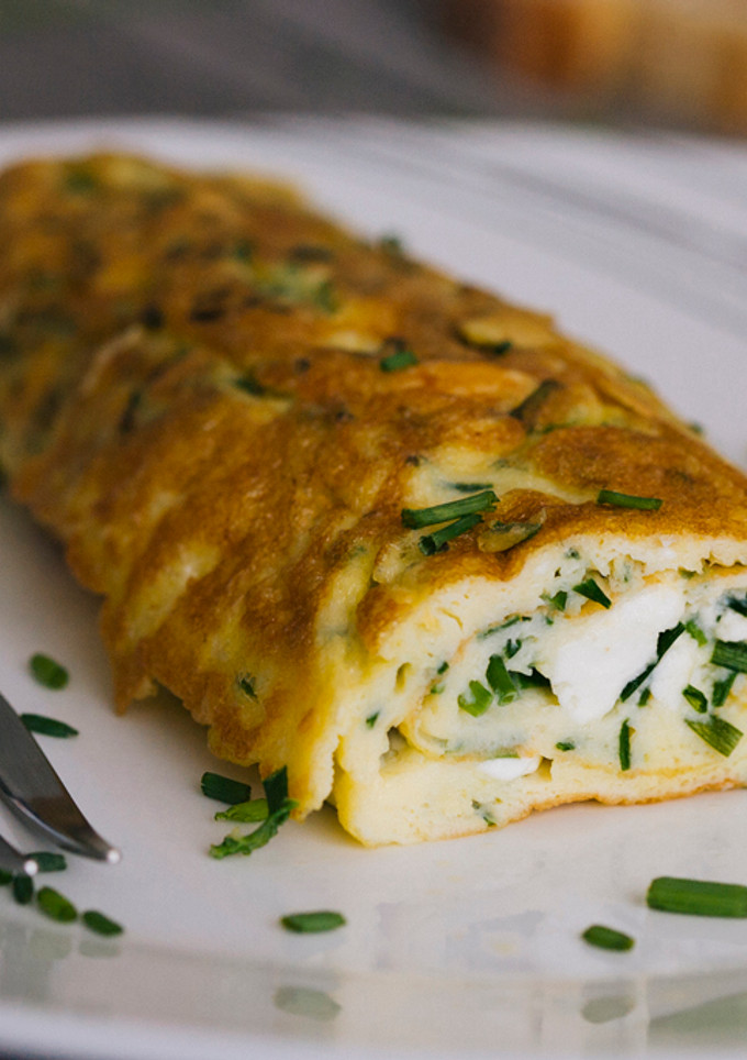Una foto de Tortilla de queso Feta y cebollino