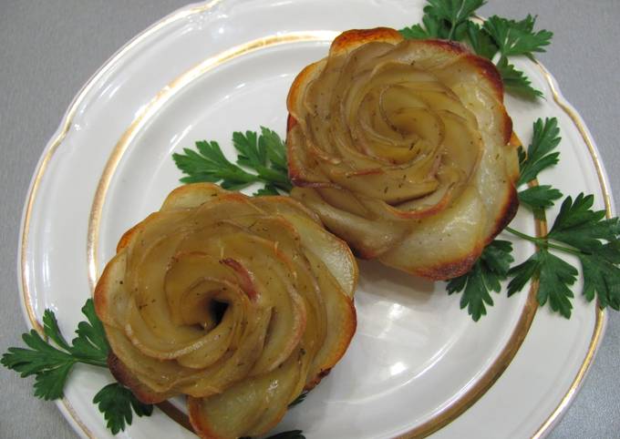 Приготовление роз из картофеля
